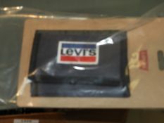 *Levi Canvas Wallet