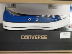 *Pair of Blue Converse Size: 37.5