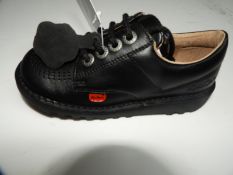 Pair of Children's Kickers (as per photograph) Siz