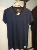 *Levi Crew T-Shirt Size: Small