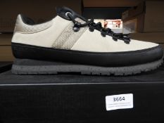 *Nicholas Deakin Trainers (as per photograph) Size