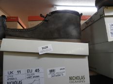 *Nicholas Deakin Boots (as per photograph) Size: 4
