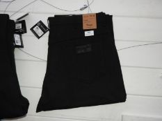 *Wrangler Texas Original Straight Jeans (Black) Si