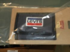 *Levi Canvas Wallet