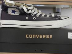 *Pair of Blue Converse Size: 40