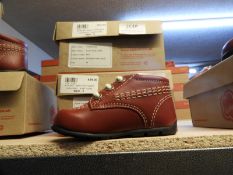 Pair of Kickers Toddler Boots (as per photograph)