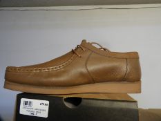 *Pair of Lyle & Scott Mens Shoes Size: 7