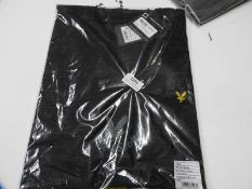 *Lyle & Scott T-Shirt Size: Large