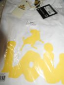 *Lois Men's T-Shirt Size: Large