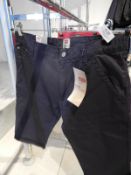 Levi Children's Shorts Size: 16 Years