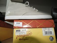 *Penguin Shoes Size: 6.5