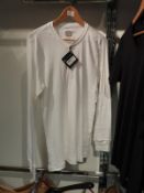 *Levi Gents Henley Top Size: XL