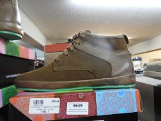 *Nicholas Deakin Boots (as per photograph) Size: 7