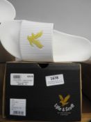 *Pair of Lyle & Scott Mens Sliders Size: 11