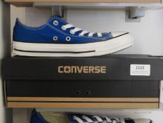 *Pair of Blue Converse Size: 37.5