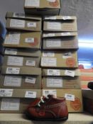 Pair of Kickers Toddler Boots (as per photograph)