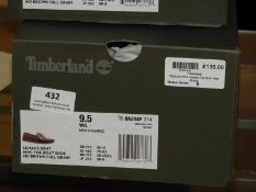 *Pair of Timberland Mens Boat Shoes Size: 9.5