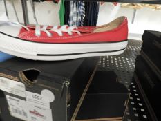 *Pair of Red Converse Size: 37.5