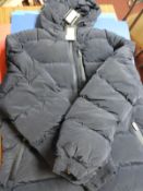 *Navy Blue Puffer Jacket Size: Medium