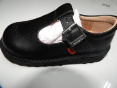 Pair of Children's Kickers (as per photograph) Siz