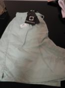 *Lyle & Scott Mens Shorts Size: XS