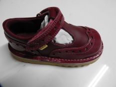 Pair of Children's Kickers (as per photograph) Siz