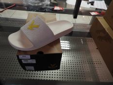 *Pair of Lyle & Scott Mens Shoes (White) Size: 10