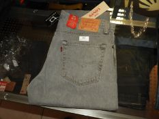 *Levi 511 Grey Denim Jeans Size: 34/32
