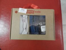 Levi Kids 9 Months Gift Set