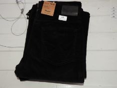 *Wrangler Arizona Classic Straight Cords (Black) S