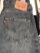 *Levi 501 Denim Jeans Size: 30/30