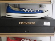 *Pair of Blue Converse Size: 41.5