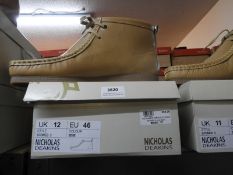 *Nicholas Deakin Boots (as per photograph) Size: 4