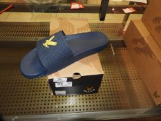 *Pair of Lyle & Scott Mens Shoes (Navy) Size: 11