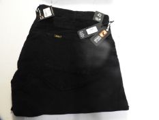 *Lois Cords (Black) Size: 42/32