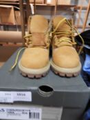 *Pair of Timberland Children's Boots Size: 8
