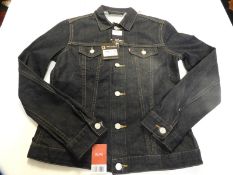 *Levi Denim Jacket Size: Medium