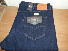 *Levi 501 Denim Jeans Size: 42/32