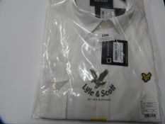 *Lyle & Scott White Shirt Size: XL