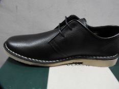 *Nicholas Deakin Boots (as per photograph) Size: 7