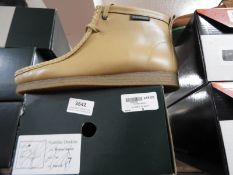 *Nicholas Deakin Boots (as per photograph) Size: 9