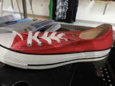*Pair of Red Converse Size: 37.5