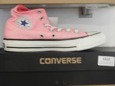 *Pair of Pink Converse Size: 35