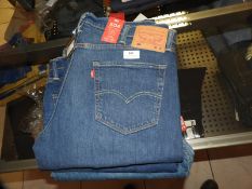 *Levi 504 Jeans Size: 38/32