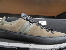 *Nicholas Deakin Trainers (as per photograph) Size