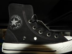 Pair of Converse Shoes (as per photograph) Size: 2