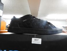 *Nicholas Deakin Trainers (as per photograph) Size