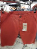 Levi Boys Shorts Size: 16 Years
