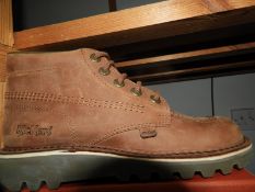 *Kickers Boots (as per photograph) Size: 6.5