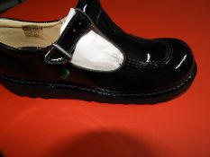 Pair of Children's Kickers (as per photograph) Siz